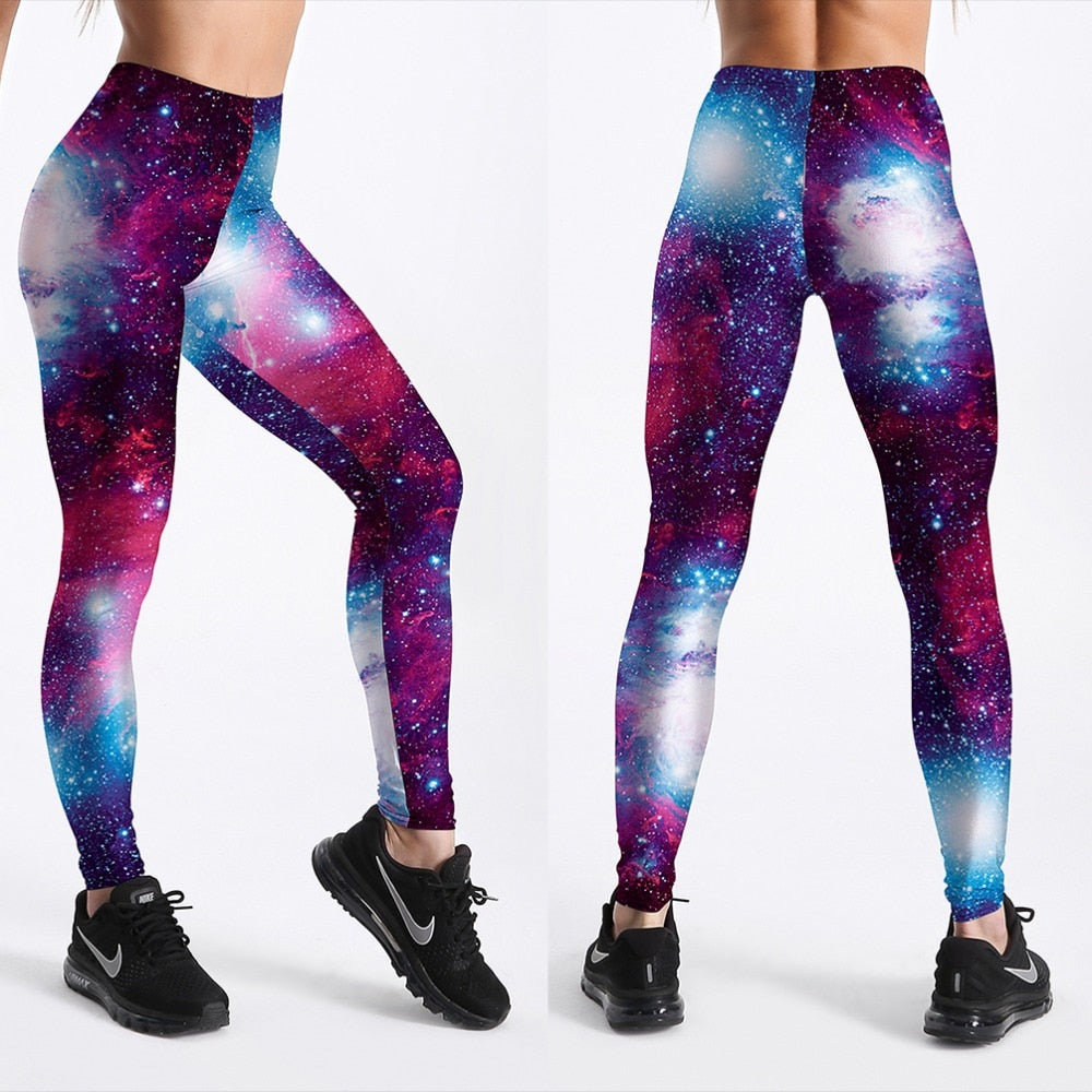 Unike dame leggings med levende 3D galaksetrykk. Høy midje for trening og fritid i unik stil.