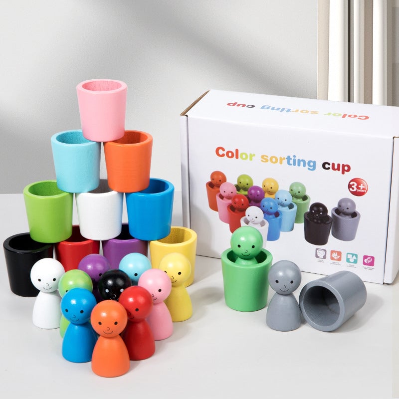 "Fargerike Montessori sorteringskopper for barn, fremmer læring, finmotorikk og fargegjenkjenning i trygg plast."