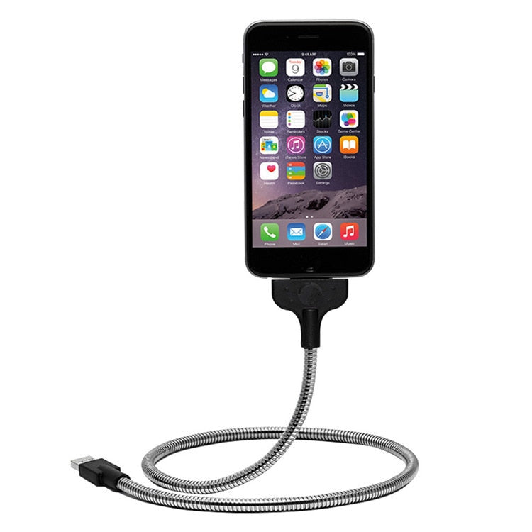 Fleksibel ladekabel med innebygd telefonstativ for håndfri mobilbruk og lading.