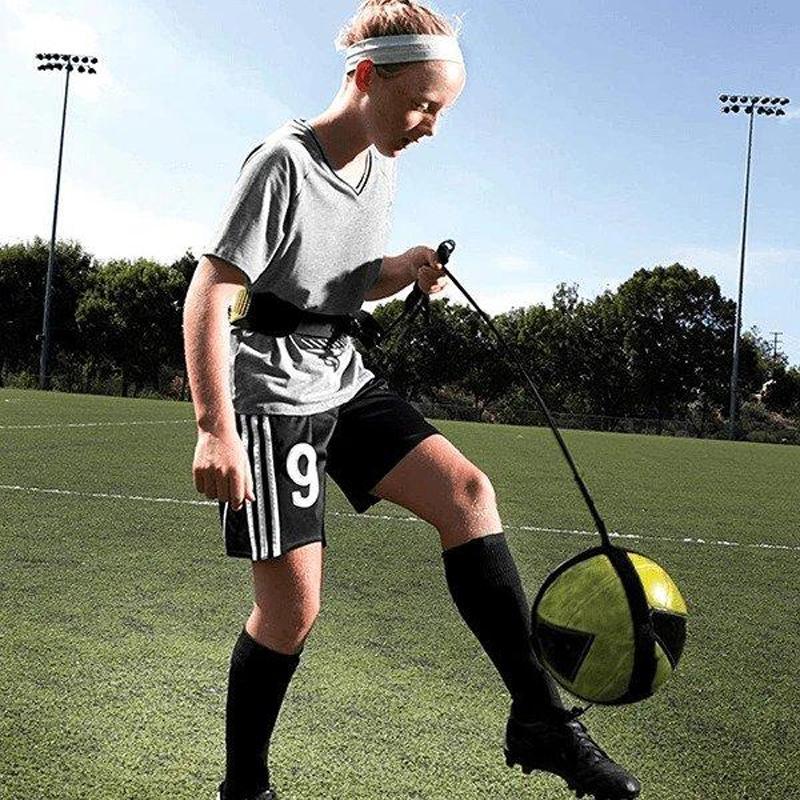Gult fotballtreningsbelte for solo trening, justerbart med elastisk tau, passer alle ferdighetsnivåer. Perfekt til både ballk