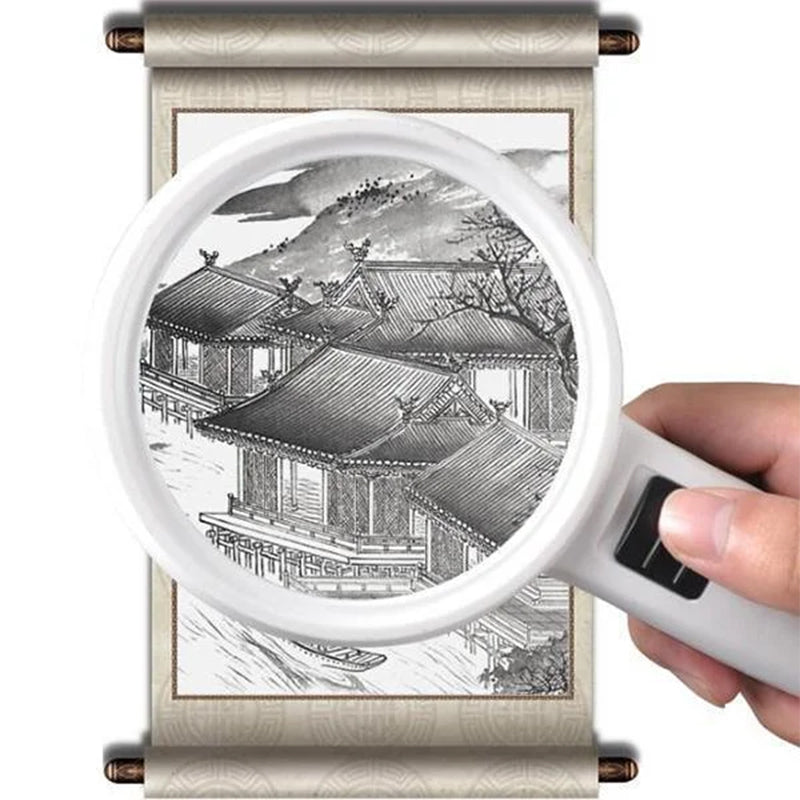 Lesehjelp: Forstørrelsesglass med 30x zoom og LED-lys for presis detaljvisning
