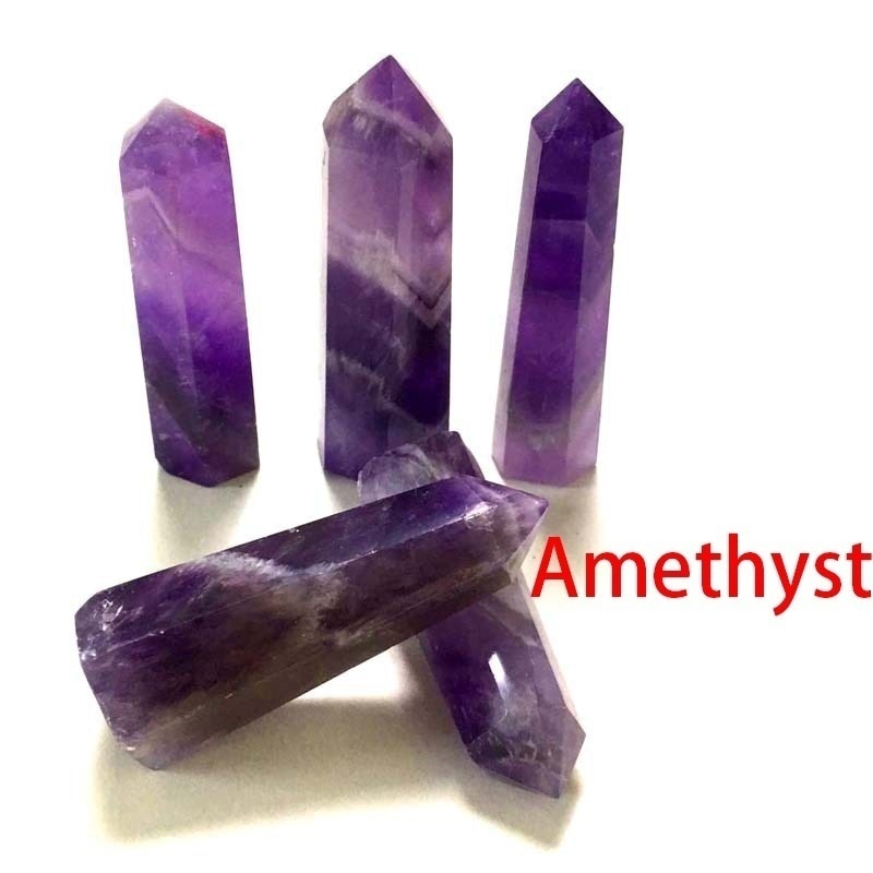Krystallstav for energi, balanse og ro; en verdifull edelsten for healing.