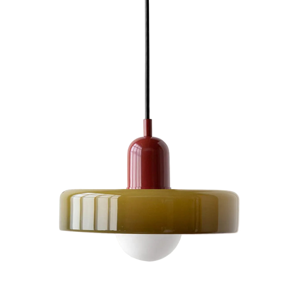 Hengende lampe i farget glass, moderne design. Perfekt pendellampe for stue eller spisestue.