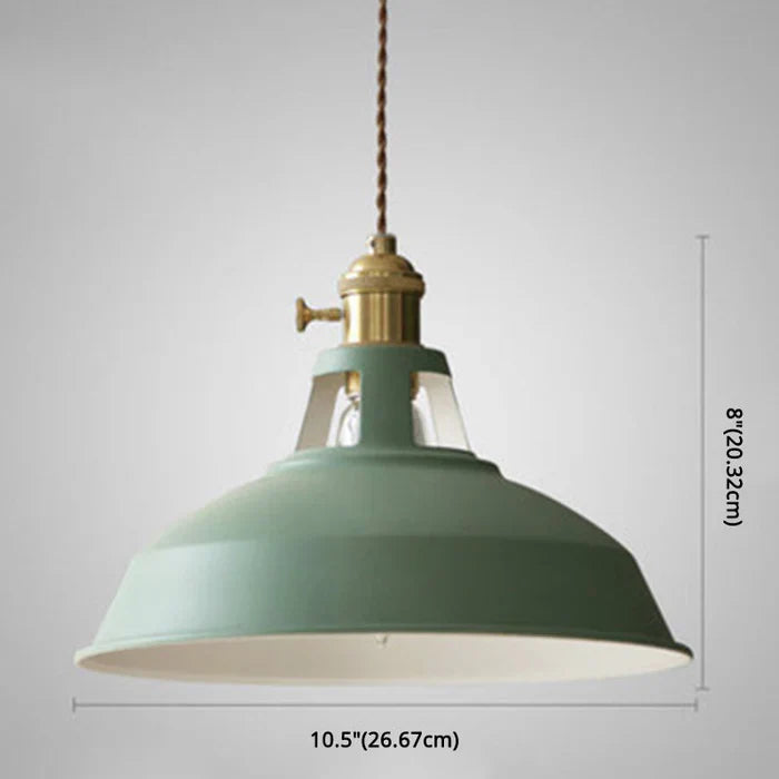 Vintage inspirert hengelampe, industriell stil. Funksjonell og dekorativ belysning for ethvert rom.