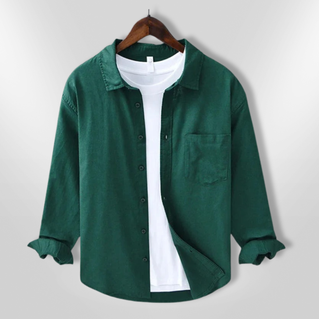 Enkel og stilfull herre chemise for optimal komfort, perfekt for avslappede dager og sommer.