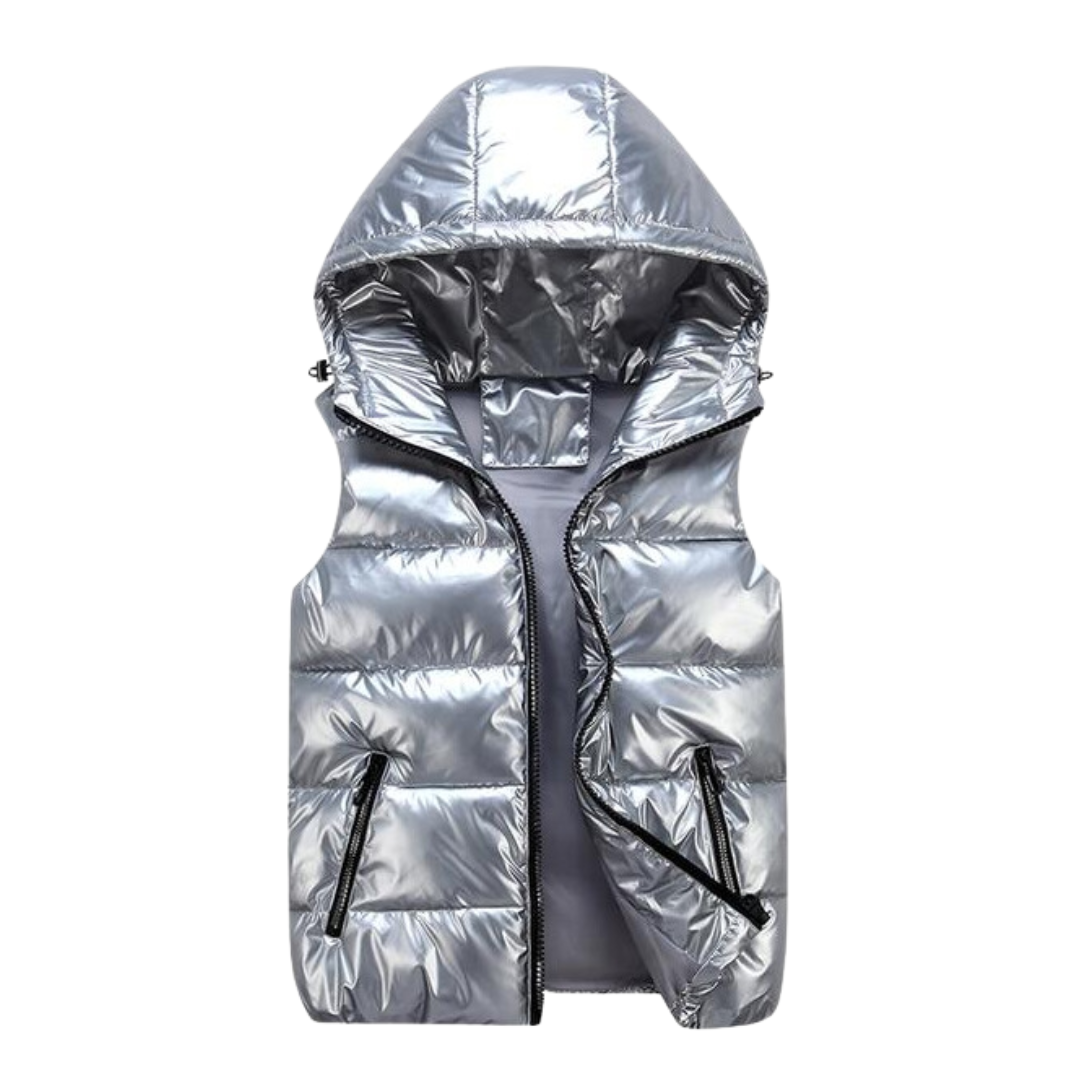 Sporty herre hettevest i isolert design. Komfortabel yttervest perfekt for fritid og høstmote. Finnes i stor størrelse.