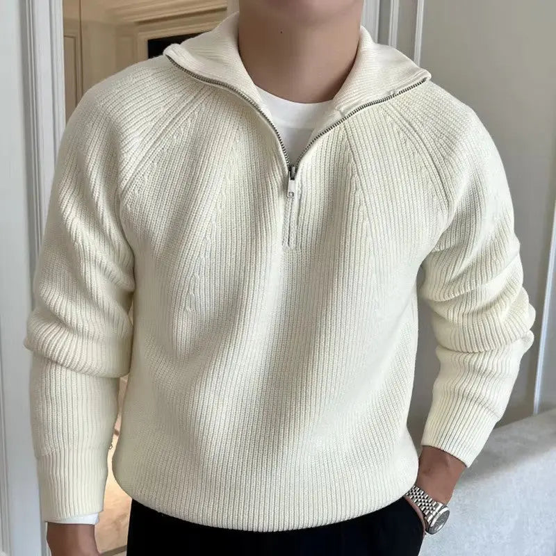 Elegant herre langermet trøye med kvart glidelås og tidløse striper. Perfekt casual gensertrøye.