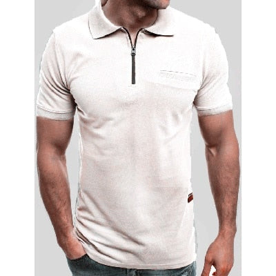 GrĂĄ herre poloskjorte med glidelĂĄshals og krage, ideell for sommer og uformell mote.