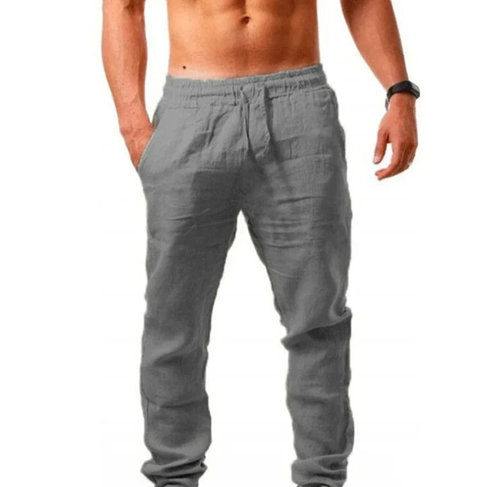 Trendy herrebukse i joggebukse-stil. Pustende materiale for optimal komfort og allsidig bruk.