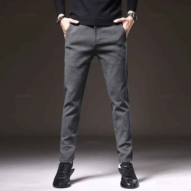 Allsidige slim fit bukser for menn, en essensiell del av menns garderobe for både formelle og uformelle looks.