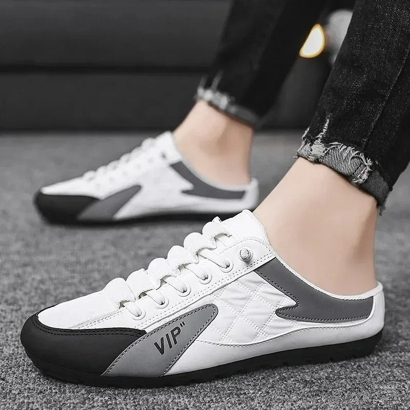 Lettvektige herre slip-on tøfler med myk såle, perfekte for uformelle utendørsaktiviteter.
