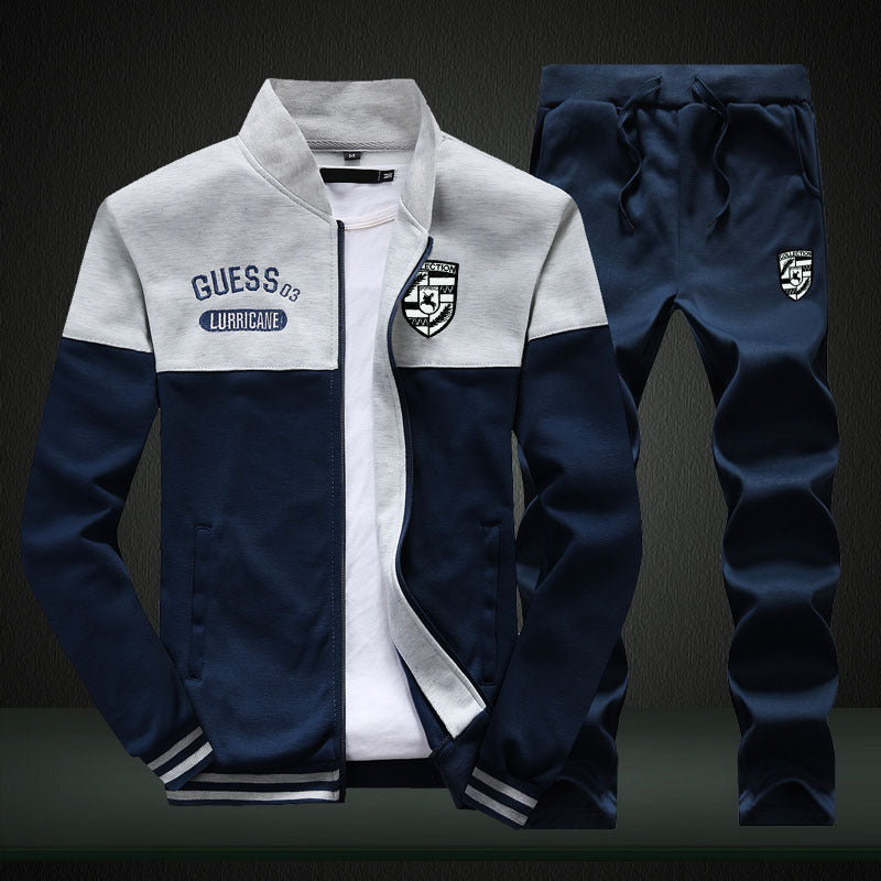 Herre treningsklær sett i komfortabelt stoff, designet med moderne baseball-stil for menn.