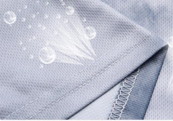 Herre t-skjorte med levende 3D-mønster i pustende polyester. Stilig design for hverdag, sport og fritid.