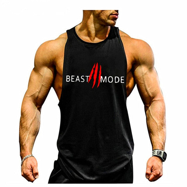 Muskelvisende herre singlet, perfekt for styrketrening, gym og fritidsbruk om sommeren.