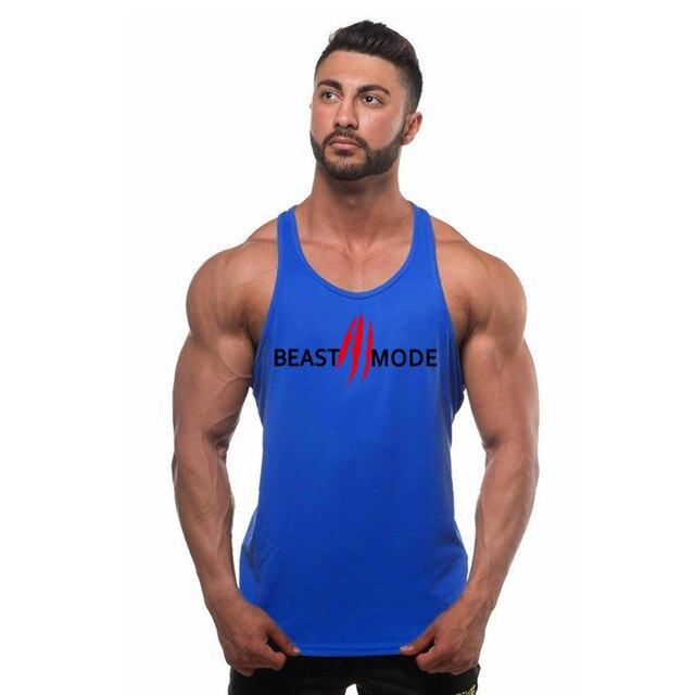 Komfortabel herre tanktop, ideell for gym, løping og utendørsaktiviteter i sommer.