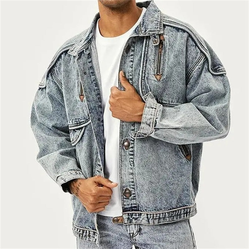 Allsidig herrejakke i vintage stil, ideell for lagpålag og å skape en tidløs og avslappet look.