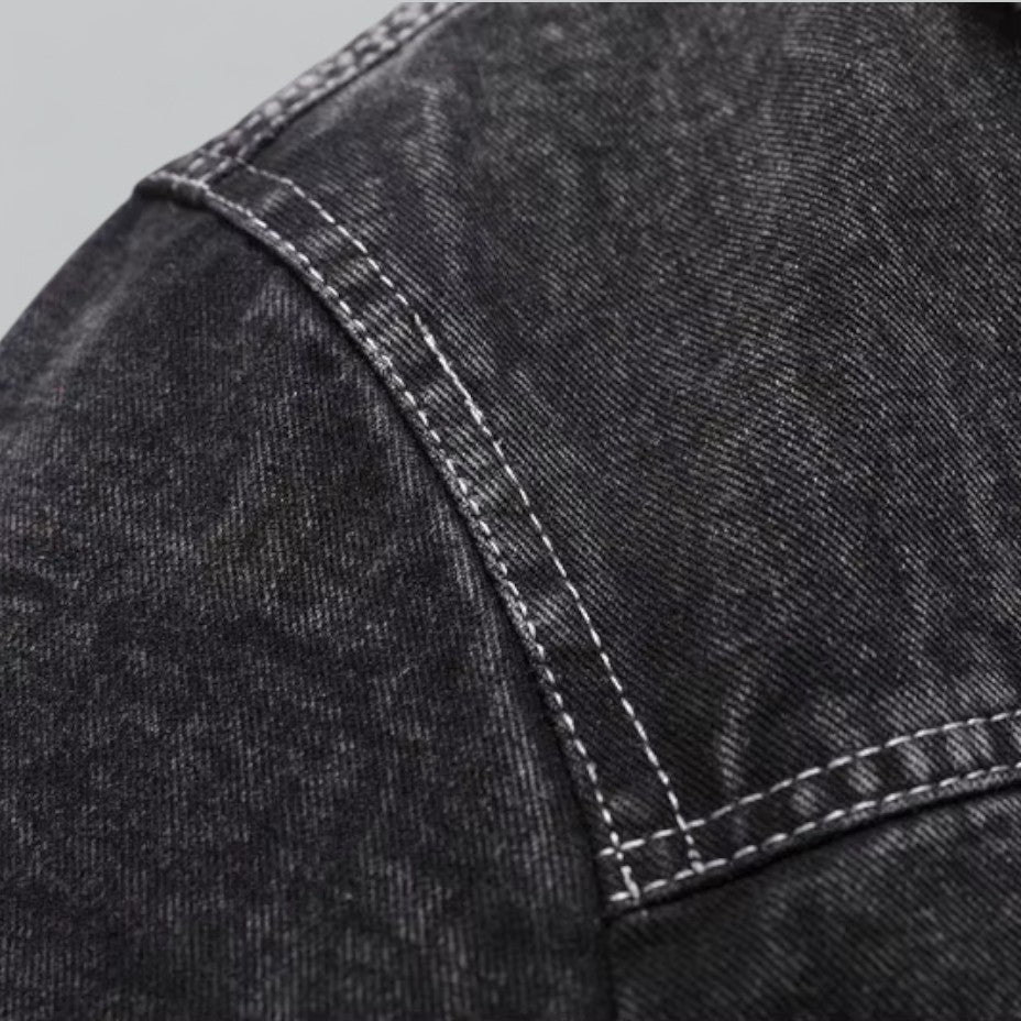 Varm ytterjakke for menn, i populær jeans-stil med behagelig fôr for vinter og høst.