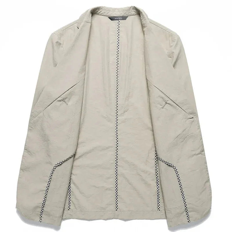 Klassisk herreblazer for fest og sosiale sammenkomster. Gir et sofistikert og polert uttrykk.