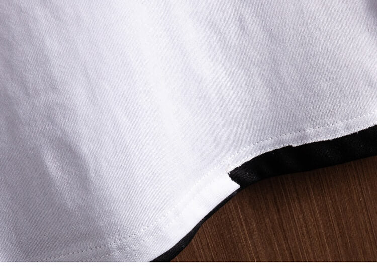 Komfortabel og stilig oversized bomullst-skjorte for menn; perfekt for streetwear-mote.