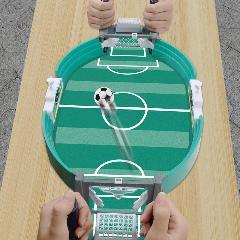 "Interaktivt fotballspill for barn; familievennlig, trygt materiale, fargerikt design, morsom og lærerik lek for hele familie