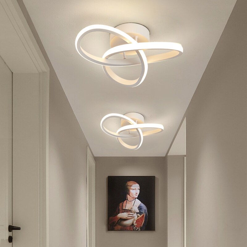 Justerbar moderne taklampe med 3 ringer; tilbyr 3 lysmoduser for fleksibel, stilfull belysning og dekor i rom.