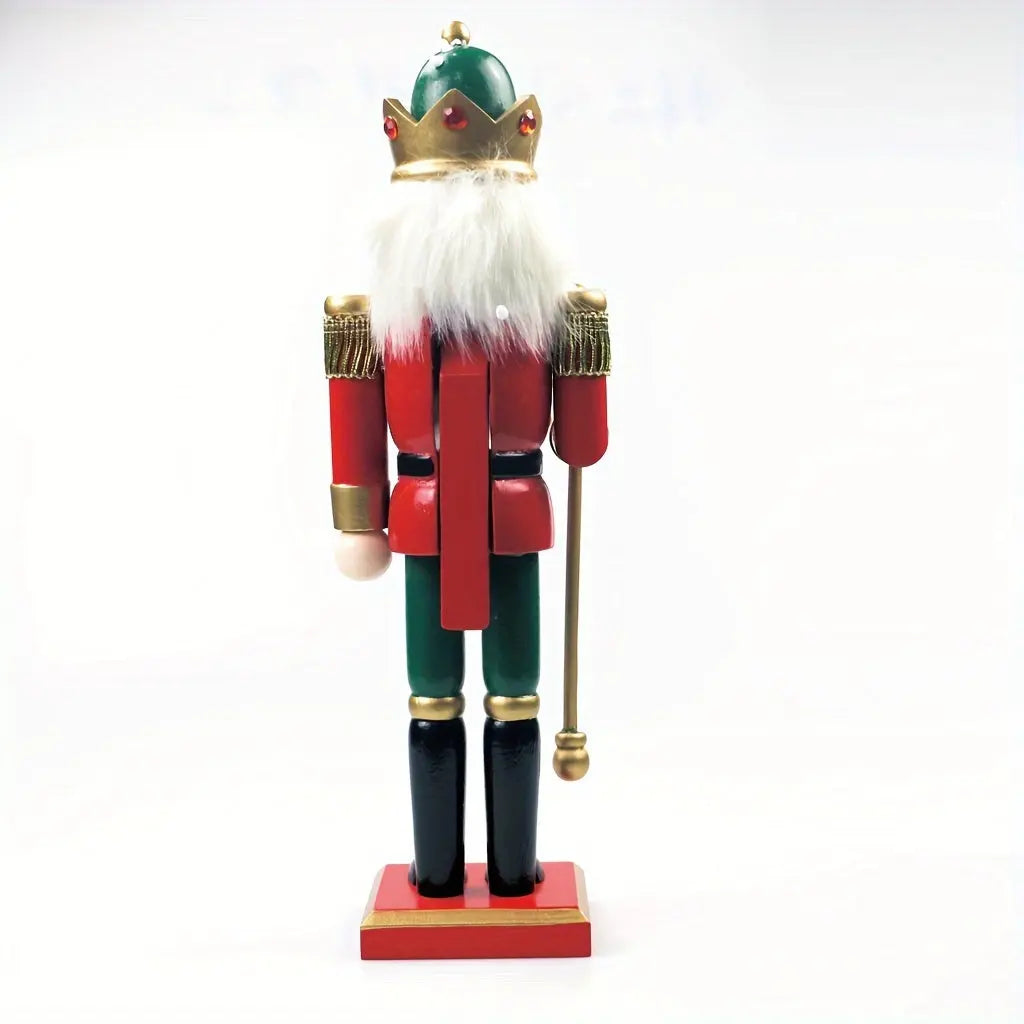 30 cm høy nøtteknekker trefigur. Tradisjonell og klassisk juledekorasjon for koselig hjem.