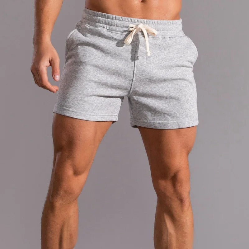 Stilige og komfortable herreshorts for menn. Perfekte fritidsshorts for sommeren, passer til alle anledninger.