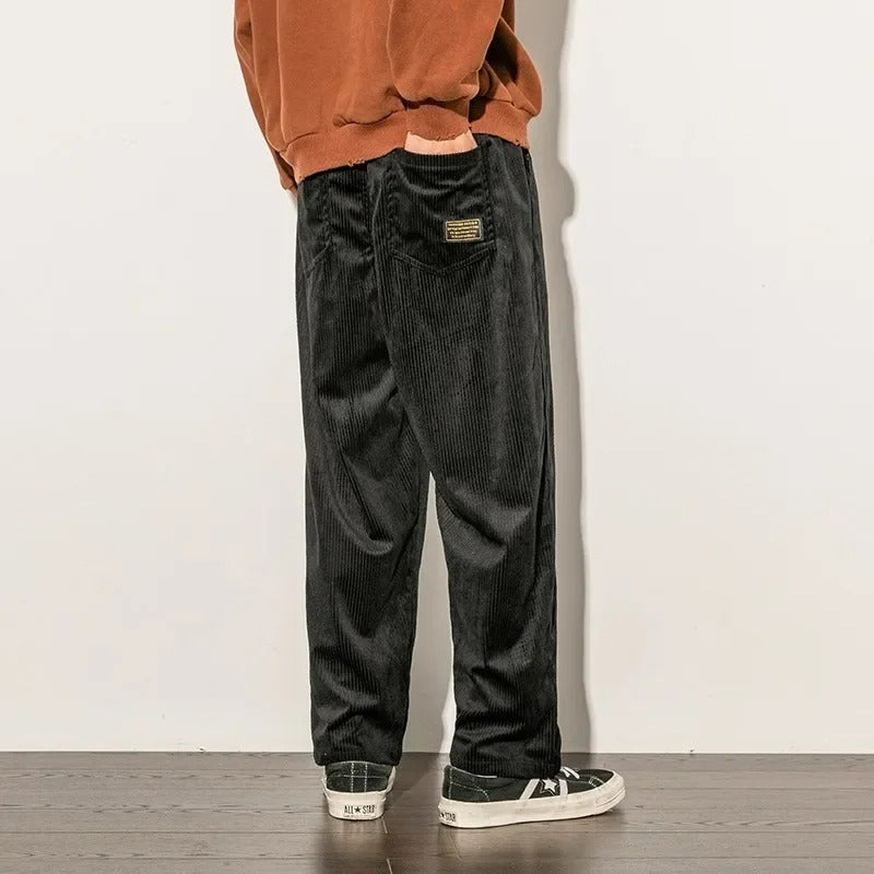 Myke og komfortable herre joggebukser. Perfekt for både hjemmebruk og uformelle utflukter.