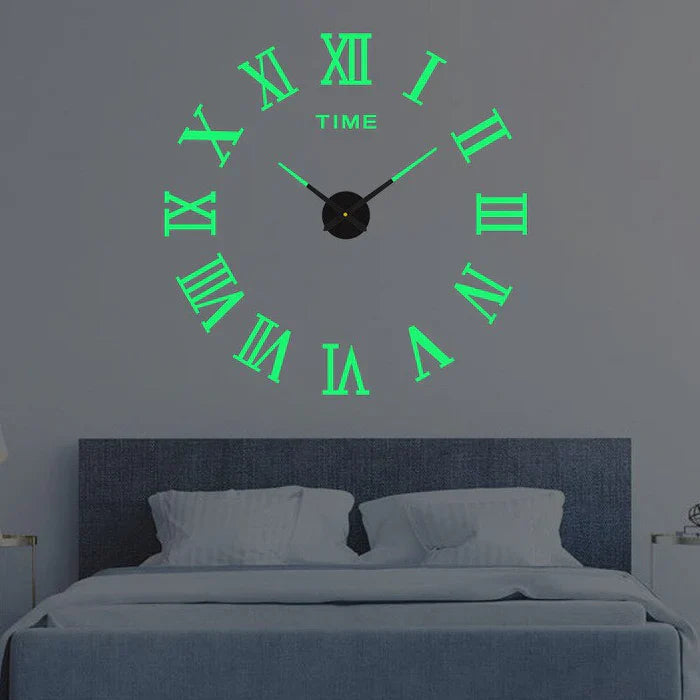 Tilpassbar DIY veggklokke. Skap en personlig designklokke som passer din unike stil. Moderne interiør.