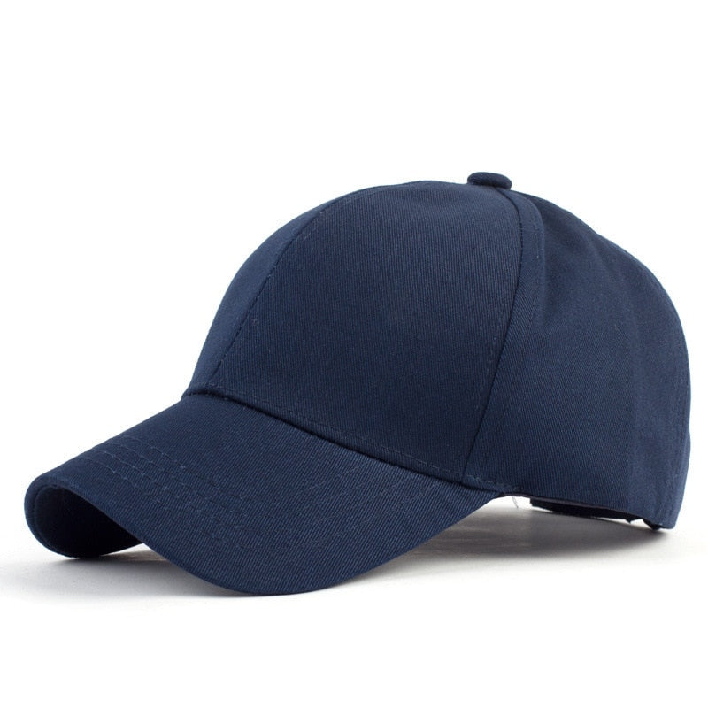 Justerbar marineblå sommercaps med utskjæring for hestehale, hodeplagg.