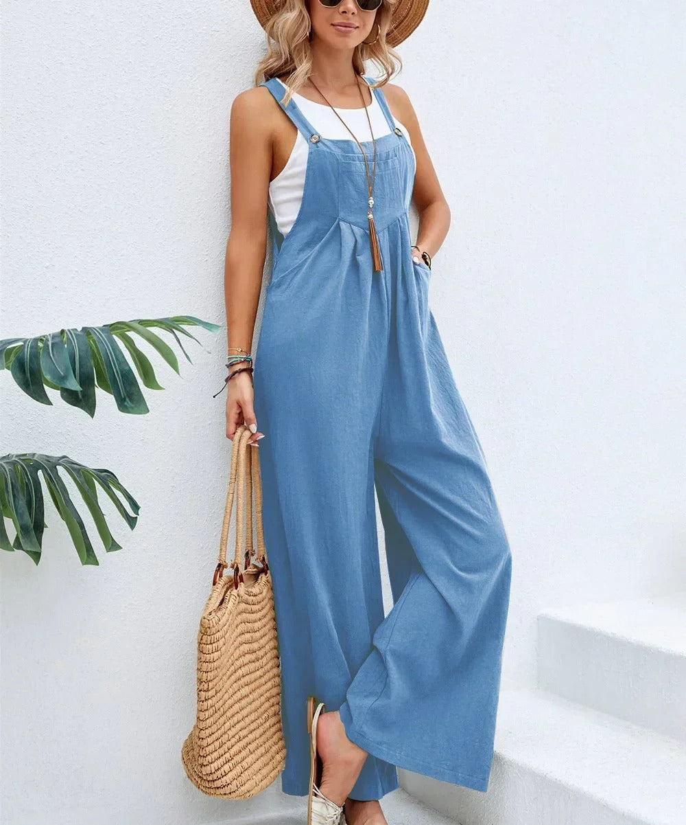 Sommerklar kvinners løs jumpsuit med baggy passform og brede ben. Lett og luftig for varme dager.