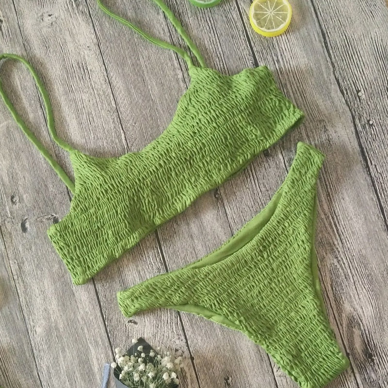 Mote kvinners plissert push-up bikini med lav midje underdel, klar for sommeren.