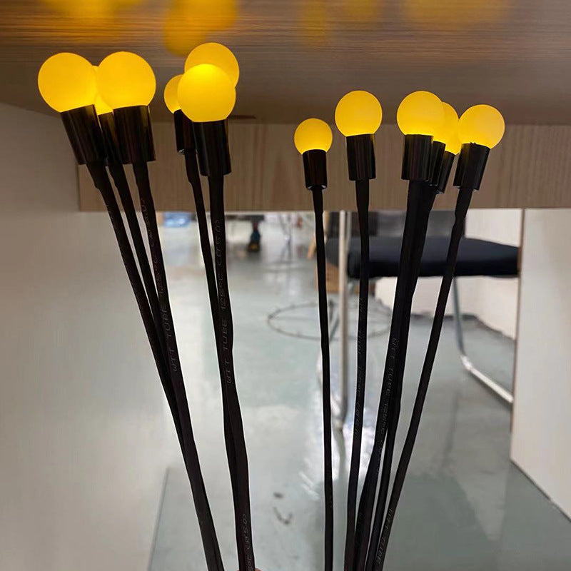 "LED ildflue solcellelys for hagen, svaiende, fargeendring, grasiøs bevegelse, solcelledrevet, dekorativ belysning"