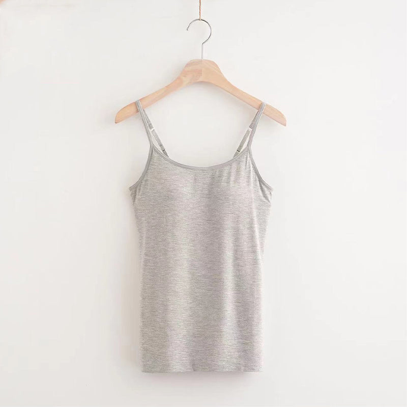 "Løstsittende tank top med innebygd BH, justerbare stropper, rund hals, mykt stoff for daglig komfort og stil."