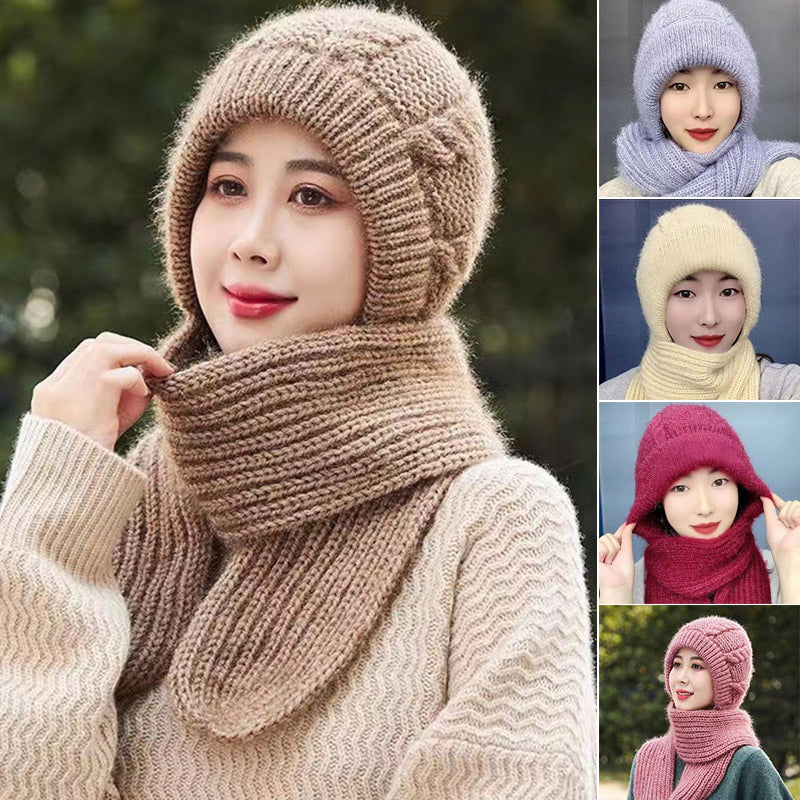 "Lue og skjerf i ett, varm strikket design med myk fuskepelsfleece, for ultimat vinterkomfort og stil."