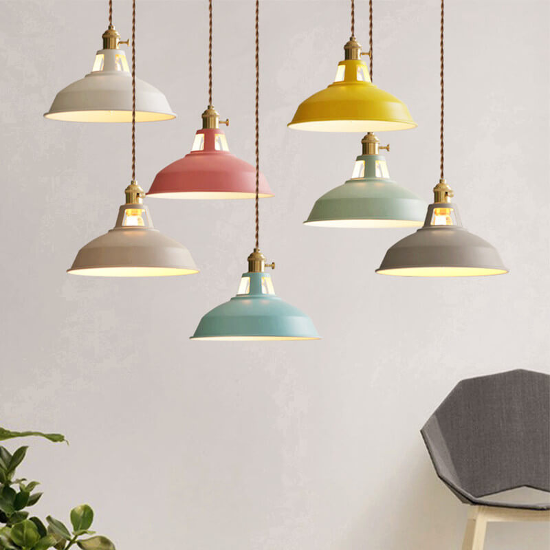 "Luksuriøs nordisk pendellampe i blå med industrielt design og minimalistisk stil, justerbar lengde for moderne hjem."