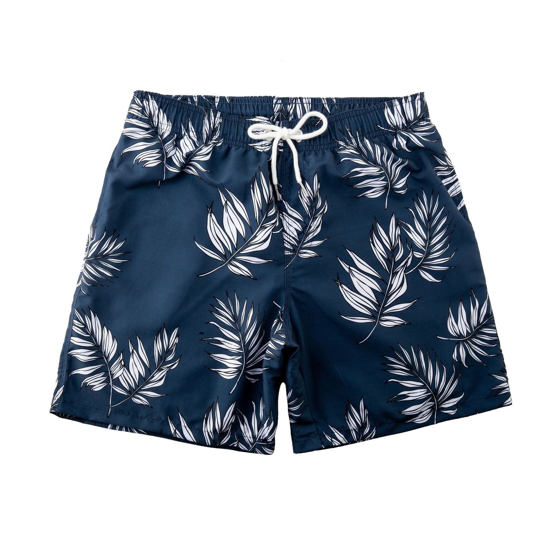 Komfortabel herre-badeshorts med mønster, perfekt for svømming og sommerferie. Stilrent strandtøy for menn.