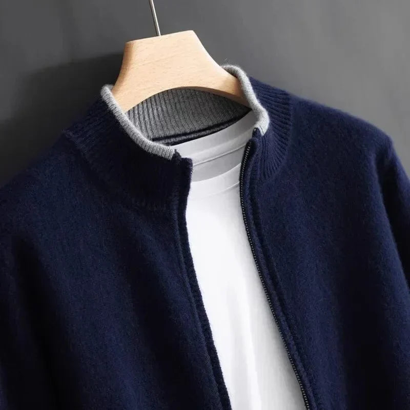 Stilren herrejakke med glidelås og minimalistisk design. Elegant kashmirjakke som er komfortabel og allsidig.