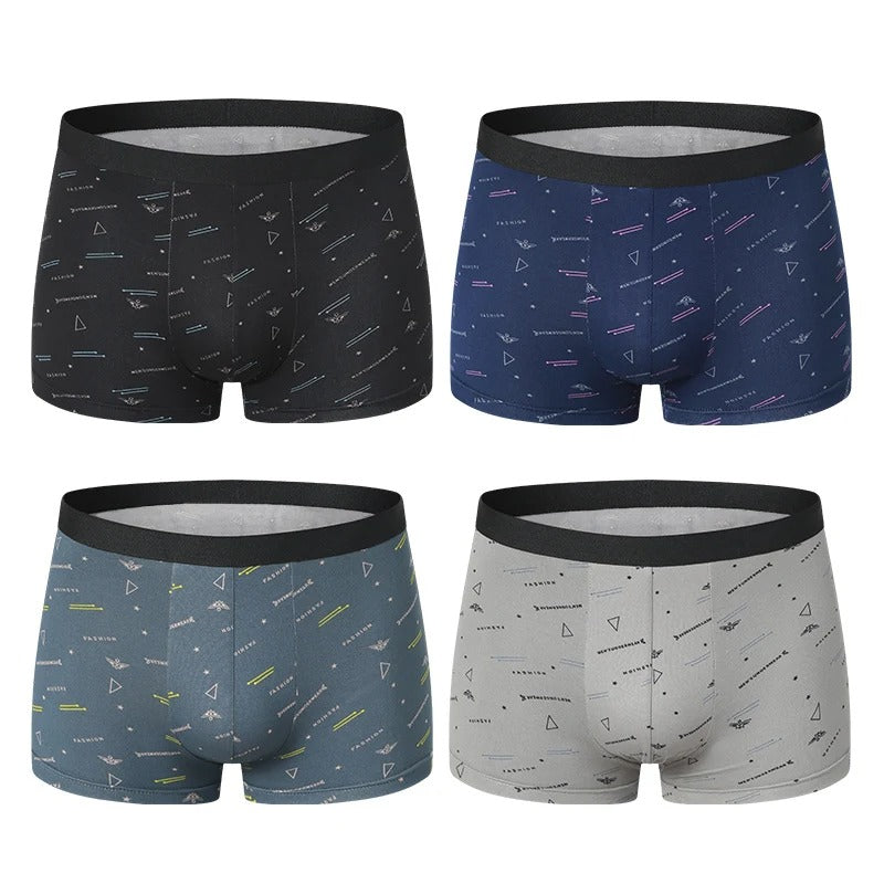 4-pakning menns boksershorts med trykk, perfekt for daglig bruk. Slitesterkt og komfortabelt herreundertøy.