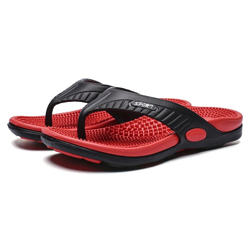 Komfortable herreslippers med pustende design. Perfekt fottøy for massasje, avslapning etter trening.