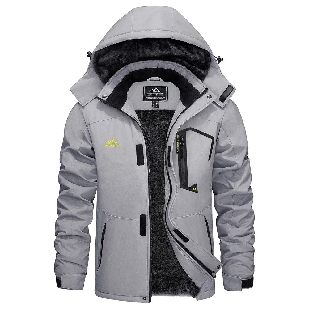 Herre vinterjakke i sporty design, vanntett og vindtett med myk fleece inni.