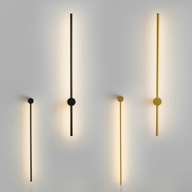 Stilren minimalistisk vegglampe. Ideell for moderne interiør i stue og soverom.