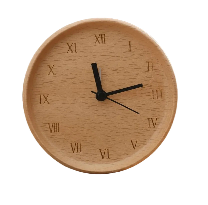 Minimalistisk vekkerklokke i bøketre, rund analog design for soverom og kontorinnredning