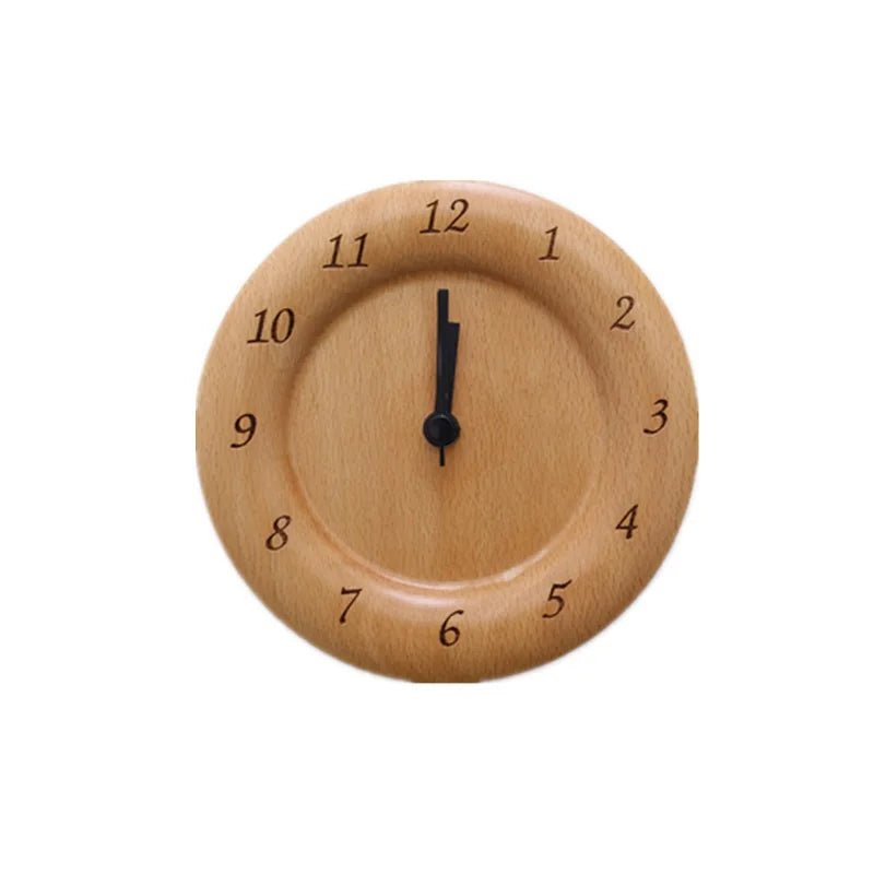 Bøketre vekkerklokke, minimalistisk og moderne, gir et rolig preg til soverommet