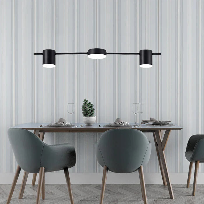 Minimalistisk LED pendellampe i aluminium, ideell som funksjonell kontorbelysning eller i stuen.