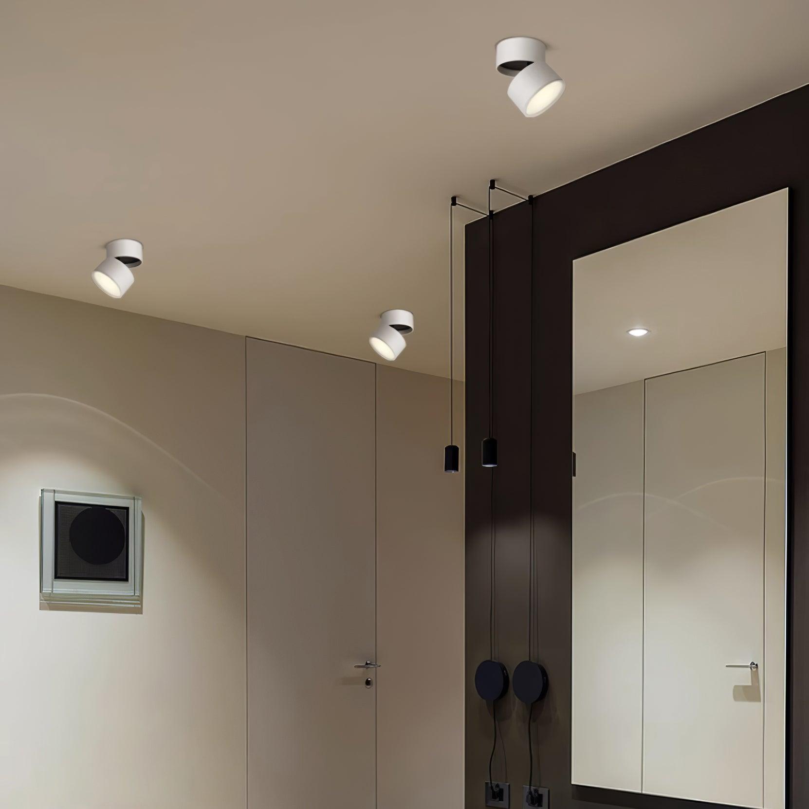 Moderne LED taklampe, roterbar, stilrent design, hvit-svart finish, 475x475, skjerper kunstverk, funksjonell belysning.