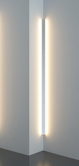 Design LED vegglampe med moderne og minimalistisk uttrykk. Perfekt som stilren innendørs belysning.