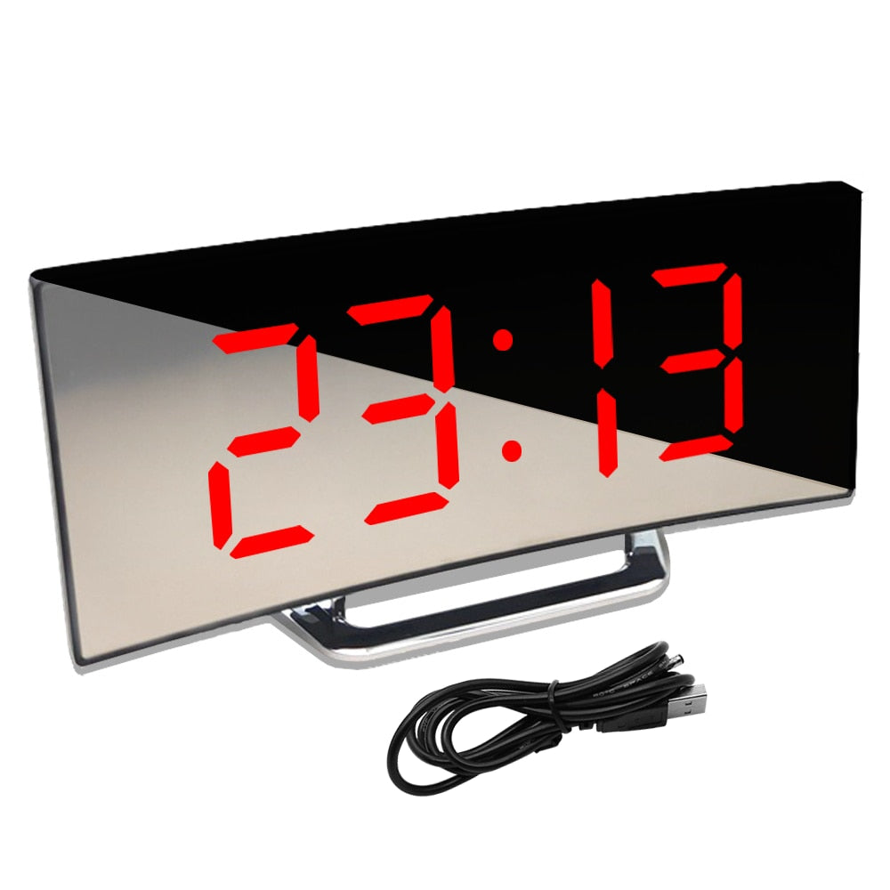 Praktisk vekkerklokke for hjemmet: LED-display, speil, og nøyaktig temperaturmåling, digital og stilren
