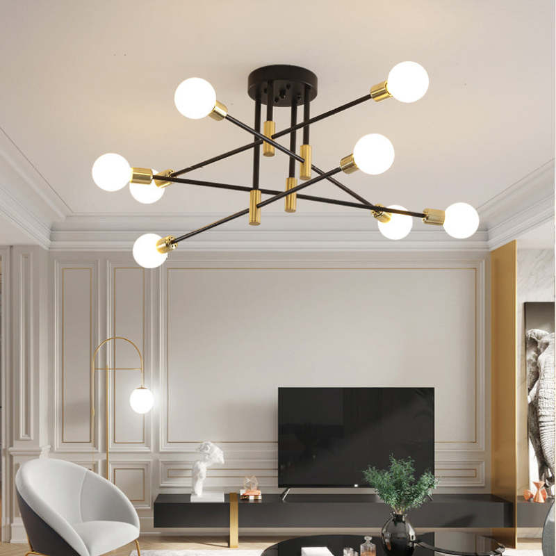 "Moderne lysekrone med glasskuler, elegant design, flere lysalternativer, naturlig lyseffekt, perfekt for stilig interiør."