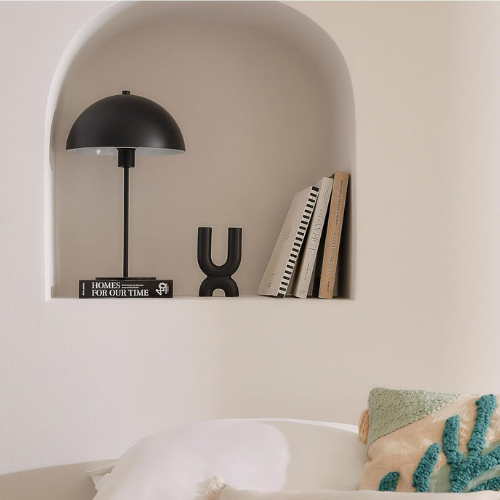 "Moderne nordisk Mushroom bordlampe i matt svart, LED lys, 25x45 cm, stilig design for øyevennlig belysning"